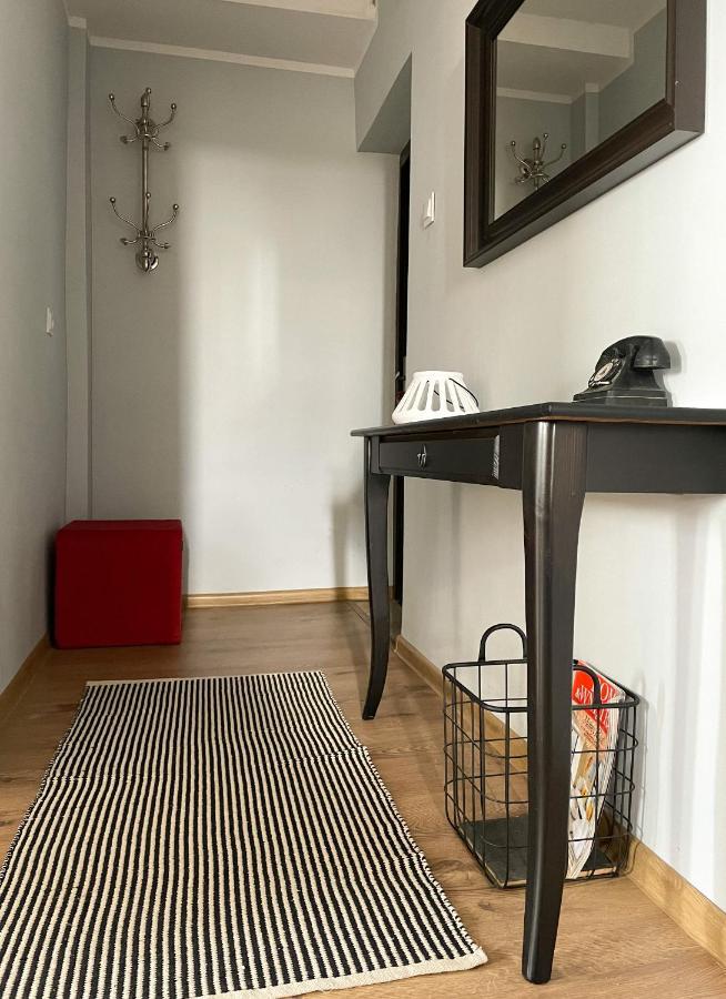 Appartement Apartament Mazury à Giżycko Extérieur photo